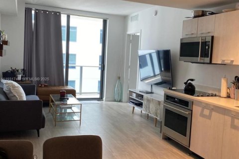 Apartamento en alquiler en Miami, Florida, 1 dormitorio, 63.55 m2 № 1992341 - foto 11