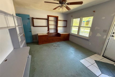 Villa ou maison à vendre à Homosassa, Floride: 4 chambres, 107.02 m2 № 2209700 - photo 3