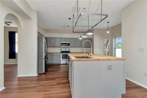 House in Riverview, Florida 6 bedrooms, 260.68 sq.m. № 1622655 - photo 12