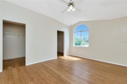 House in Riverview, Florida 6 bedrooms, 260.68 sq.m. № 1622655 - photo 21