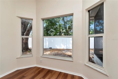 House in Riverview, Florida 6 bedrooms, 260.68 sq.m. № 1622655 - photo 11