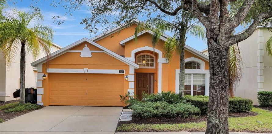 Casa en Davenport, Florida 4 dormitorios, 202.53 m2 № 2102688