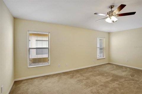 Casa en venta en Davenport, Florida, 4 dormitorios, 202.53 m2 № 2102688 - foto 12