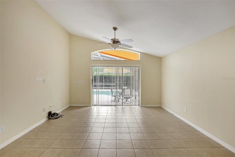 Casa en venta en Davenport, Florida, 4 dormitorios, 202.53 m2 № 2102688 - foto 18