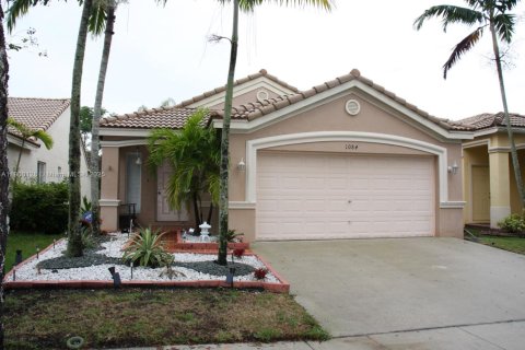 Casa en alquiler en Weston, Florida, 3 dormitorios, 132.29 m2 № 1952052 - foto 4