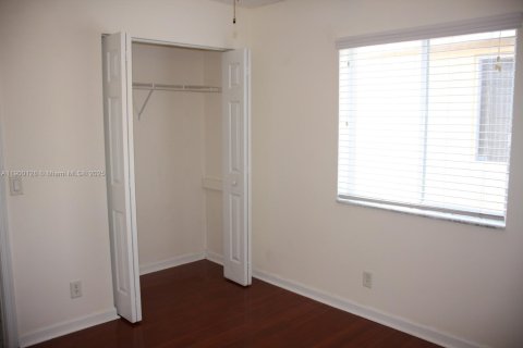 Casa en alquiler en Weston, Florida, 3 dormitorios, 132.29 m2 № 1952052 - foto 22