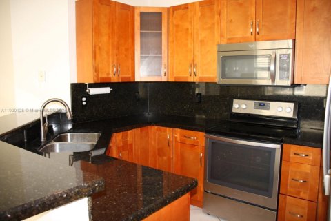 Casa en alquiler en Weston, Florida, 3 dormitorios, 132.29 m2 № 1952052 - foto 6