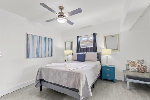 Casa en venta en Miami, Florida, 4 dormitorios, 179.21 m2 № 2083970 - foto 8