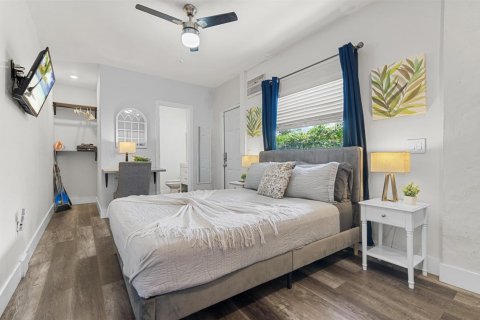 Casa en venta en Miami, Florida, 4 dormitorios, 179.21 m2 № 2083970 - foto 27