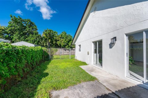 Villa ou maison à vendre à Homestead, Floride: 3 chambres, 126.9 m2 № 1947722 - photo 25