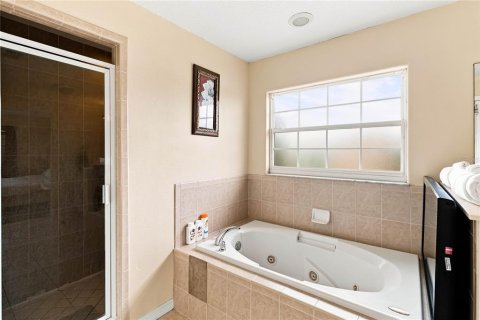 Villa ou maison à vendre à Davenport, Floride: 5 chambres, 281.68 m2 № 2308108 - photo 25