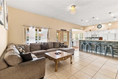 Villa ou maison à vendre à Davenport, Floride: 5 chambres, 281.68 m2 № 2308108 - photo 6