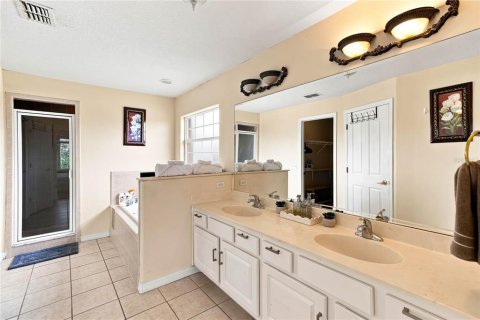 Villa ou maison à vendre à Davenport, Floride: 5 chambres, 281.68 m2 № 2308108 - photo 24