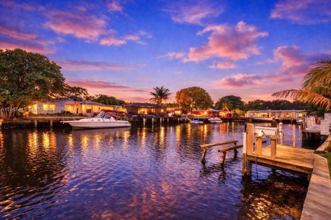 Villa ou maison à vendre à Hollywood, Floride: 3 chambres, 101.08 m2 № 2003380 - photo 4