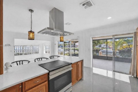 Villa ou maison à vendre à Hollywood, Floride: 3 chambres, 101.08 m2 № 2003380 - photo 14