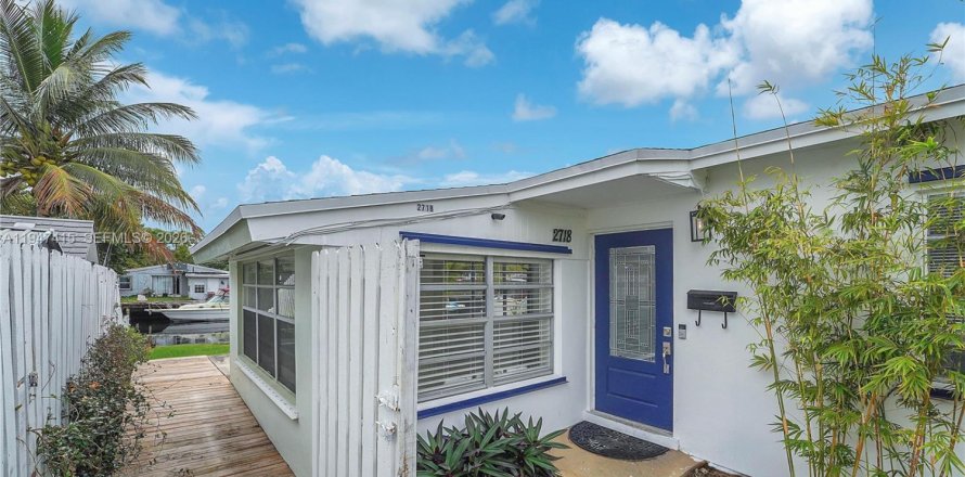 Villa ou maison à Hollywood, Floride 3 chambres, 101.08 m2 № 2003380