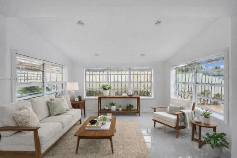 Villa ou maison à vendre à Hollywood, Floride: 3 chambres, 101.08 m2 № 2003380 - photo 8