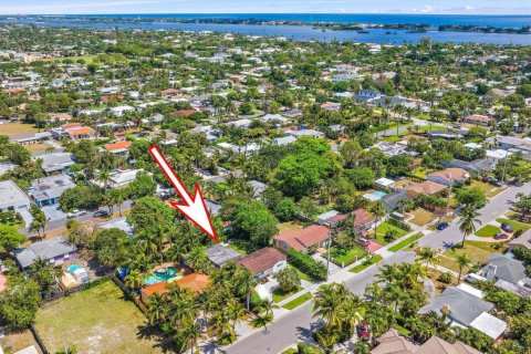 Casa en venta en West Palm Beach, Florida, 3 dormitorios, 112.41 m2 № 1145978 - foto 1