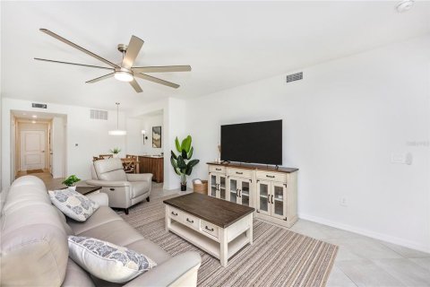 Condominio en alquiler en Venice, Florida, 3 dormitorios, 166.2 m2 № 2130628 - foto 18