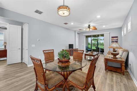 Casa en venta en Land O' Lakes, Florida, 3 dormitorios, 152.36 m2 № 1816302 - foto 17