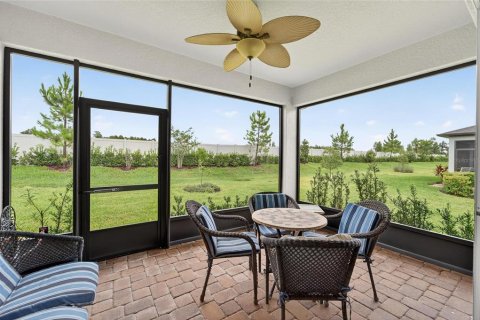 Casa en venta en Land O' Lakes, Florida, 3 dormitorios, 152.36 m2 № 1816302 - foto 5