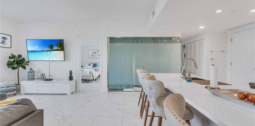 Condominio en Sunrise, Florida, 3 dormitorios № 1185247