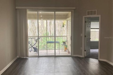 Condo in Lutz, Florida, 3 bedrooms № 2145006 - photo 4