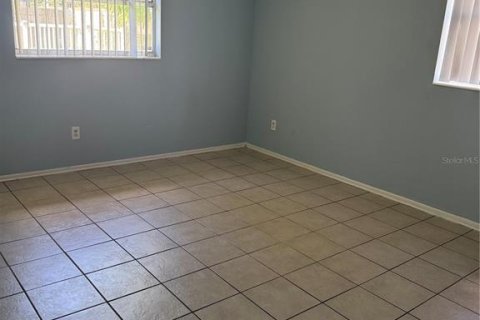 Villa ou maison à louer à Winter Haven, Floride: 3 chambres, 100.06 m2 № 2388332 - photo 10