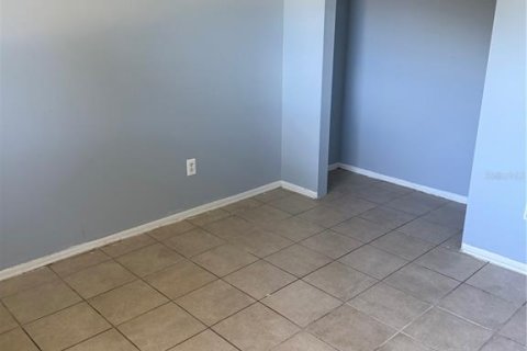 Villa ou maison à louer à Winter Haven, Floride: 3 chambres, 100.06 m2 № 2388332 - photo 11