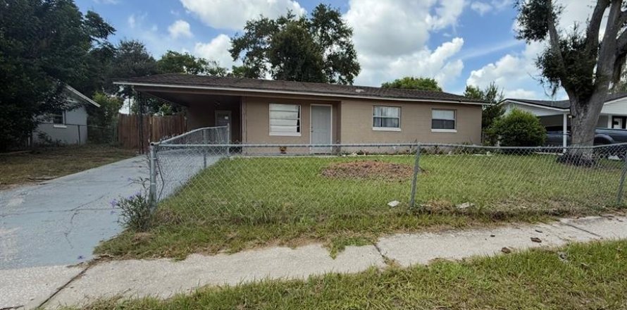 Villa ou maison à Winter Haven, Floride 3 chambres, 100.06 m2 № 2388332