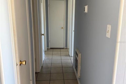 Villa ou maison à louer à Winter Haven, Floride: 3 chambres, 100.06 m2 № 2388332 - photo 12