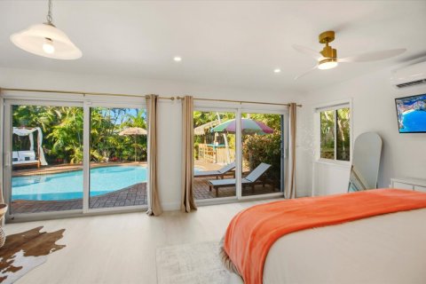 Casa en venta en Lauderdale-by-the-Sea, Florida, 4 dormitorios, 191.84 m2 № 2085087 - foto 16