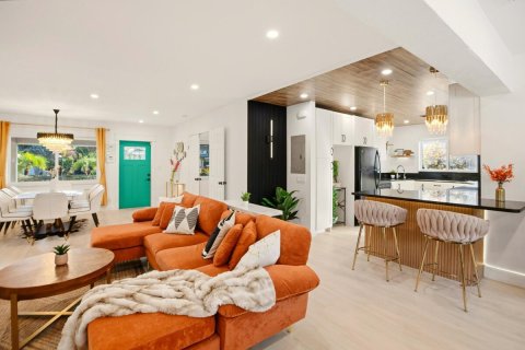 Casa en venta en Lauderdale-by-the-Sea, Florida, 4 dormitorios, 191.84 m2 № 2085087 - foto 22