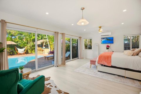 Casa en venta en Lauderdale-by-the-Sea, Florida, 4 dormitorios, 191.84 m2 № 2085087 - foto 6