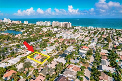 Casa en venta en Lauderdale-by-the-Sea, Florida, 4 dormitorios, 191.84 m2 № 2085087 - foto 7