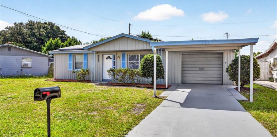 Villa ou maison à Holiday, Floride 4 chambres, 133.78 m2 № 2388160
