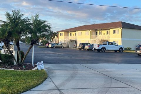 Condominio en alquiler en Punta Gorda, Florida, 2 dormitorios, 82.31 m2 № 1411508 - foto 1