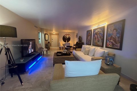 Снять в аренду кондоминиум в Халландейл-Бич, Флорида 1 спальня, 92.9м2, № 2034355 - фото 16