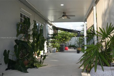 Villa ou maison à louer à Miramar, Floride: 3 chambres, 102.19 m2 № 1862154 - photo 20