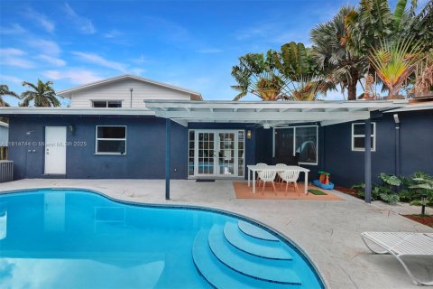House in Fort Lauderdale, Florida 3 bedrooms, 148.83 sq.m. № 1766806 - photo 4