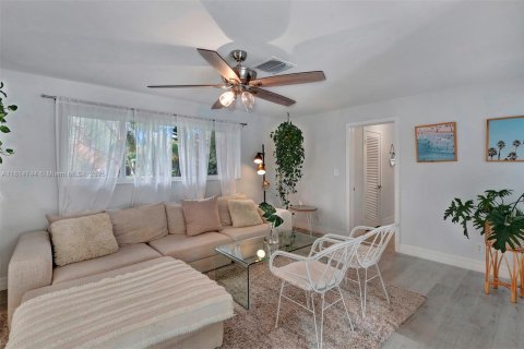 House in Fort Lauderdale, Florida 3 bedrooms, 148.83 sq.m. № 1766806 - photo 22