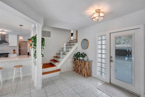 House in Fort Lauderdale, Florida 3 bedrooms, 148.83 sq.m. № 1766806 - photo 13