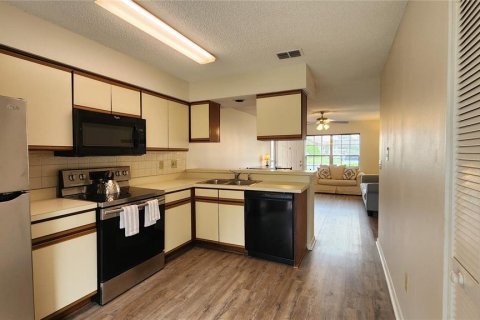 Copropriété à vendre à New Port Richey, Floride: 2 chambres, 77.57 m2 № 2142256 - photo 11