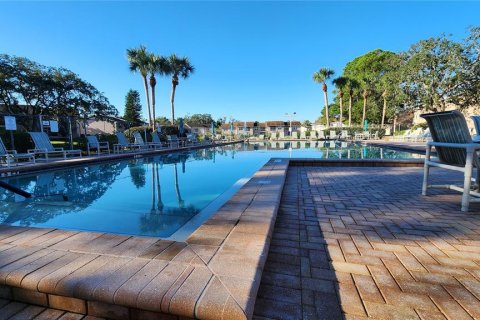Copropriété à vendre à New Port Richey, Floride: 2 chambres, 77.57 m2 № 2142256 - photo 2
