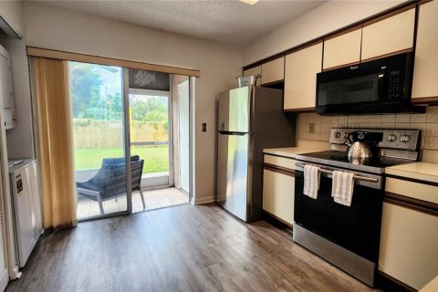 Copropriété à vendre à New Port Richey, Floride: 2 chambres, 77.57 m2 № 2142256 - photo 10