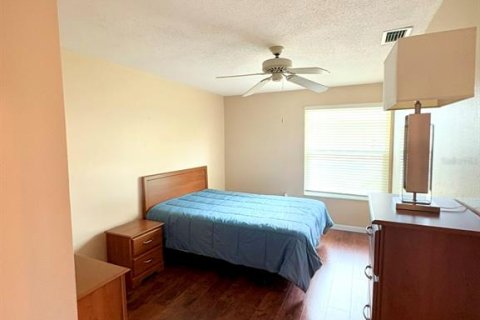 Copropriété à louer à Holiday, Floride: 2 chambres, 76.64 m2 № 2399396 - photo 10