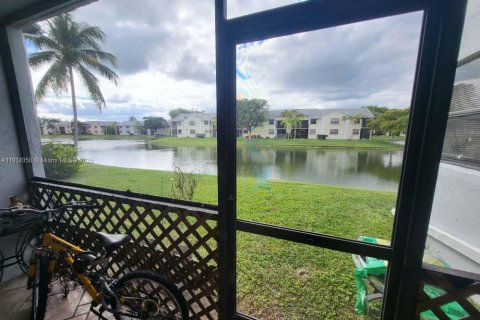 Condominio en alquiler en Homestead, Florida, 2 dormitorios, 80.17 m2 № 1970920 - foto 19