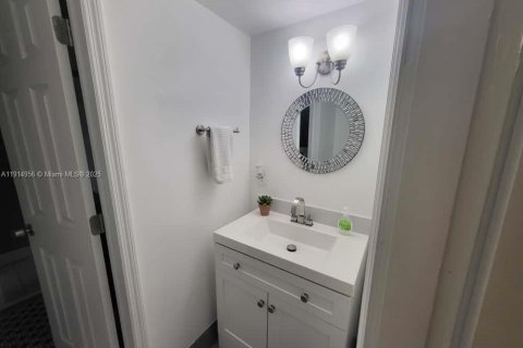 Condominio en alquiler en Homestead, Florida, 2 dormitorios, 80.17 m2 № 1970920 - foto 10