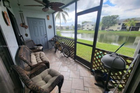 Condominio en alquiler en Homestead, Florida, 2 dormitorios, 80.17 m2 № 1970920 - foto 25