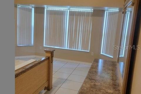 Casa en venta en Palm Bay, Florida, 3 dormitorios, 162.58 m2 № 2220051 - foto 2